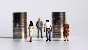 Le paiement du salaire dépend le plus souvent de la fonction occupée et, de manière encore plus marquante, de la branche dans laquelle on travaille © Depositphotos.com