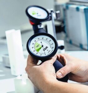Die VBM Medizintechnik GmbH entwickelt und fertigt moderne Medizinprodukte in den Sparten Airway Management, Zubehör für Anästhesie und Intensivpflege sowie Tourniquet-Systeme.© VBM Medizintechnik GmbH
