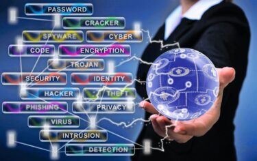 Le minacce informatiche stanno diventando sempre più varie, rendendo ancora più importante una strategia di sicurezza informatica sostenibile © lightkeeper / Depositphotos.com